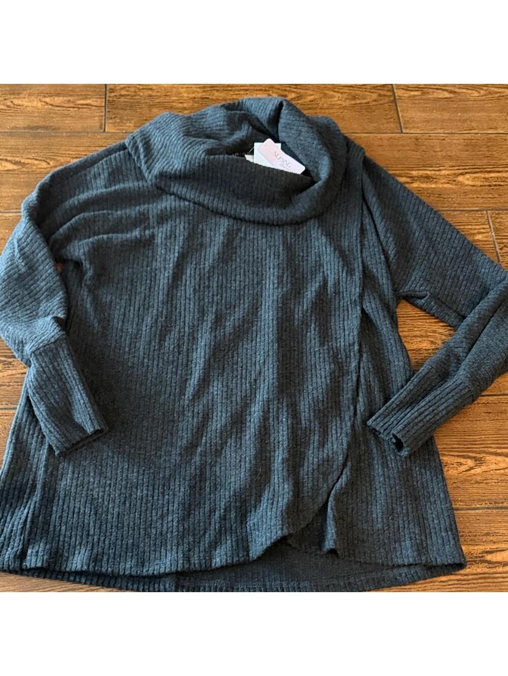 A pea in the pod Maternity Cowl Neck nursing Sweater size small